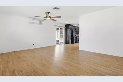  4231 Thomas St, Oceanside, CA 92056 - Photo 3
