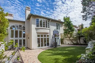 9768 Claiborne Square, La Jolla, CA 92037 - Photo 7