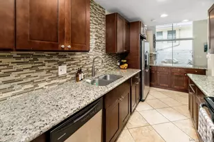 2544 Navarra Dr, Carlsbad, CA 92009 - Photo 13