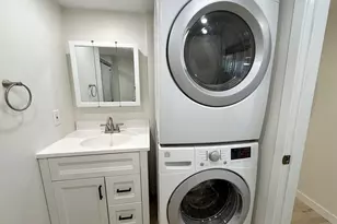 6460 Convoy Ct, San Diego, CA 92117 - Photo 13