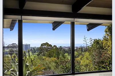  7105 Country Club Dr, La Jolla, CA 92037 - Photo 5