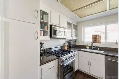  895 Connors Ct, Claremont, CA 91711 - Photo 9