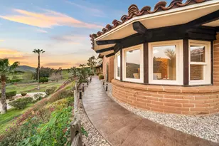 1951 Cloverdale Rd, Escondido, CA 92027 - Photo 9