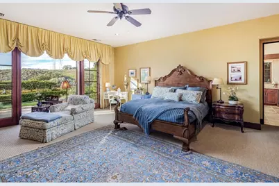  18669 Via Catania, Rancho Santa Fe, CA 92091 - Photo 13