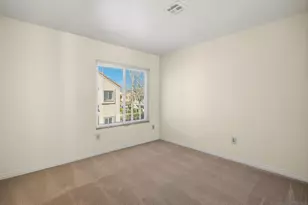 10620 Dabney Dr, San Diego, CA 92126 - Photo 11