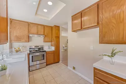  9535 Cedar Hill Ct, San Diego, CA 92129 - Photo 3