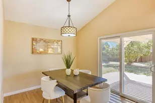 9535 Cedar Hill Ct, San Diego, CA 92129 - Photo 5