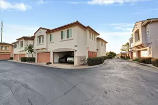 10944 Ivy Hill Dr, San Diego, CA 92131 - Photo 3