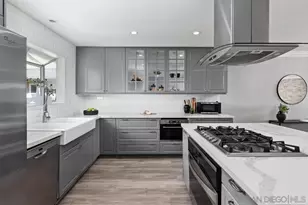 686 Seacoast Dr, Imperial Beach, CA 91932 - Photo 17