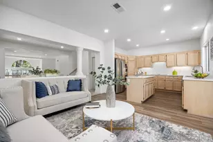 5125 Renaissance Ave, San Diego, CA 92122 - Photo 11