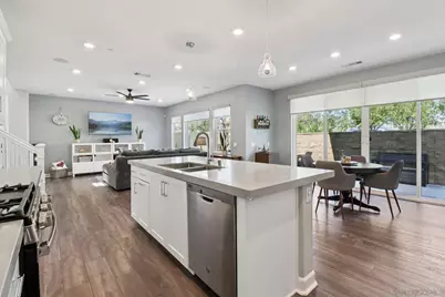  10128 Hercules Way, Spring Valley, CA 91977 - Photo 15