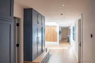 8433 Prestwick Dr, La Jolla, CA 92037 - Photo 7