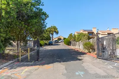  1572 Stone Edge Cir, El Cajon, CA 92021 - Photo 33