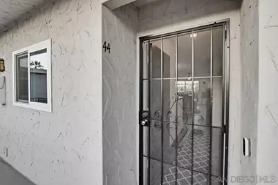  8220 Vincetta Dr #44, La Mesa, CA 91942 - Photo 9