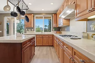  2255 Golden Oak Pl, Escondido, CA 92027 - Photo 25