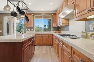 2255 Golden Oak Pl, Escondido, CA 92027 - Photo 25