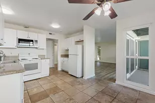 1811 E Grand Ave, San Diego, CA 92027 - Photo 3