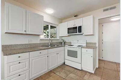  1811 E Grand Ave #105, San Diego, CA 92027 - Photo 7