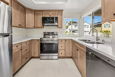  1320 La Mirada Ave, Escondido, CA 92026 - Photo 11