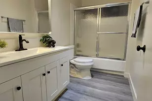 3207 Midway Dr, San Diego, CA 92110 - Photo 23