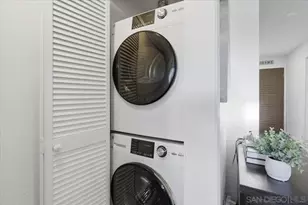 3770 Crown Point, Pacific Beach, CA 92109 - Photo 9