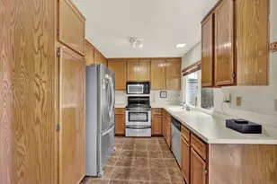 350 Windjammer Cir, Chula Vista, CA 91910 - Photo 15