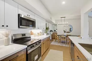 1020 E Washington Ave, Escondido, CA 92025 - Photo 1