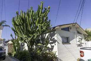 721-23 Law St, San Diego, CA 92109 - Photo 9