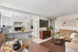4050 Porte de Palmas, San Diego, CA 92122 - Photo 13