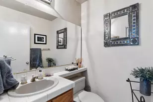 4050 Porte de Palmas, San Diego, CA 92122 - Photo 21