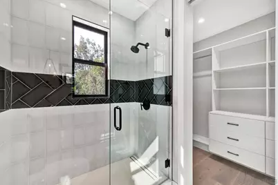  6344 La Pintura Dr, La Jolla, CA 92037 - Photo 27