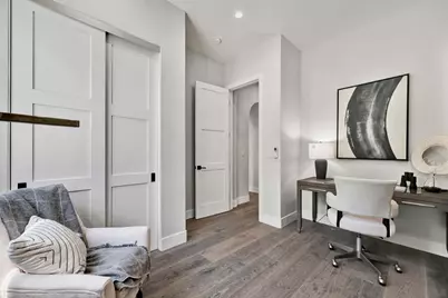  6344 La Pintura Dr, La Jolla, CA 92037 - Photo 19