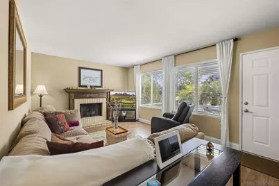  883 Ginger Ave, Carlsbad, CA 92011 - Photo 7