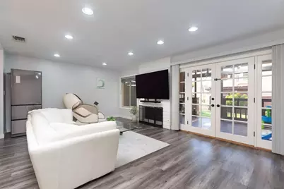  9758 Caminito Doha, San Diego, CA 92131 - Photo 7