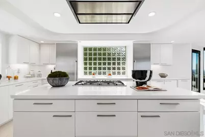  7215 El Fuerte St, Carlsbad, CA 92009 - Photo 15