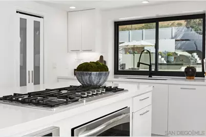  7215 El Fuerte St, Carlsbad, CA 92009 - Photo 17