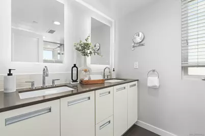  215 2nd St #101, Encinitas, CA 92024 - Photo 27