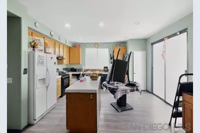  2824 Lancaster Ave, Hemet, CA 92545 - Photo 5