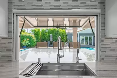  1622 W Oak, Burbank, CA 91506 - Photo 15