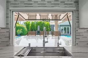 1622 W Oak, Burbank, CA 91506 - Photo 15