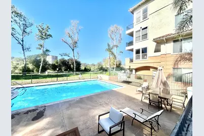  640 Camino De La Reina #1405, San Diego, CA 92108 - Photo 3