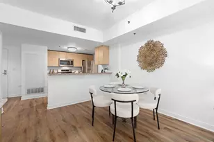 425 W Beech St, San Diego, CA 92101 - Photo 13