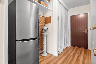  230 Prospect St #12, La Jolla, CA 92037 - Photo 11