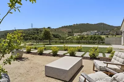  2984 Hayloft Pl, Escondido, CA 92029 - Photo 35