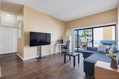  8324 Regents Rd #2E, San Diego, CA 92122 - Photo 13