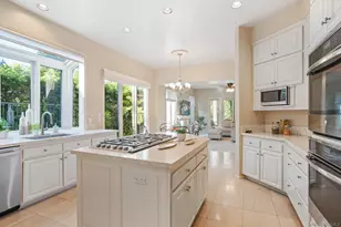 7132 Tern Pl, Carlsbad, CA 92011 - Photo 9