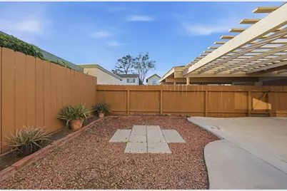  10741 Esmeraldas Dr, San Diego, CA 92124 - Photo 41
