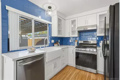  10741 Esmeraldas Dr, San Diego, CA 92124 - Photo 11