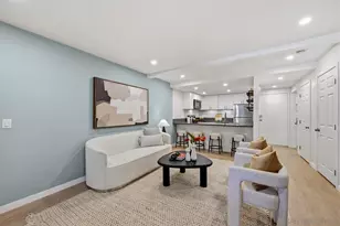 8362 Via Sonoma, La Jolla, CA 92037 - Photo 3