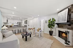 8362 Via Sonoma, La Jolla, CA 92037 - Photo 1